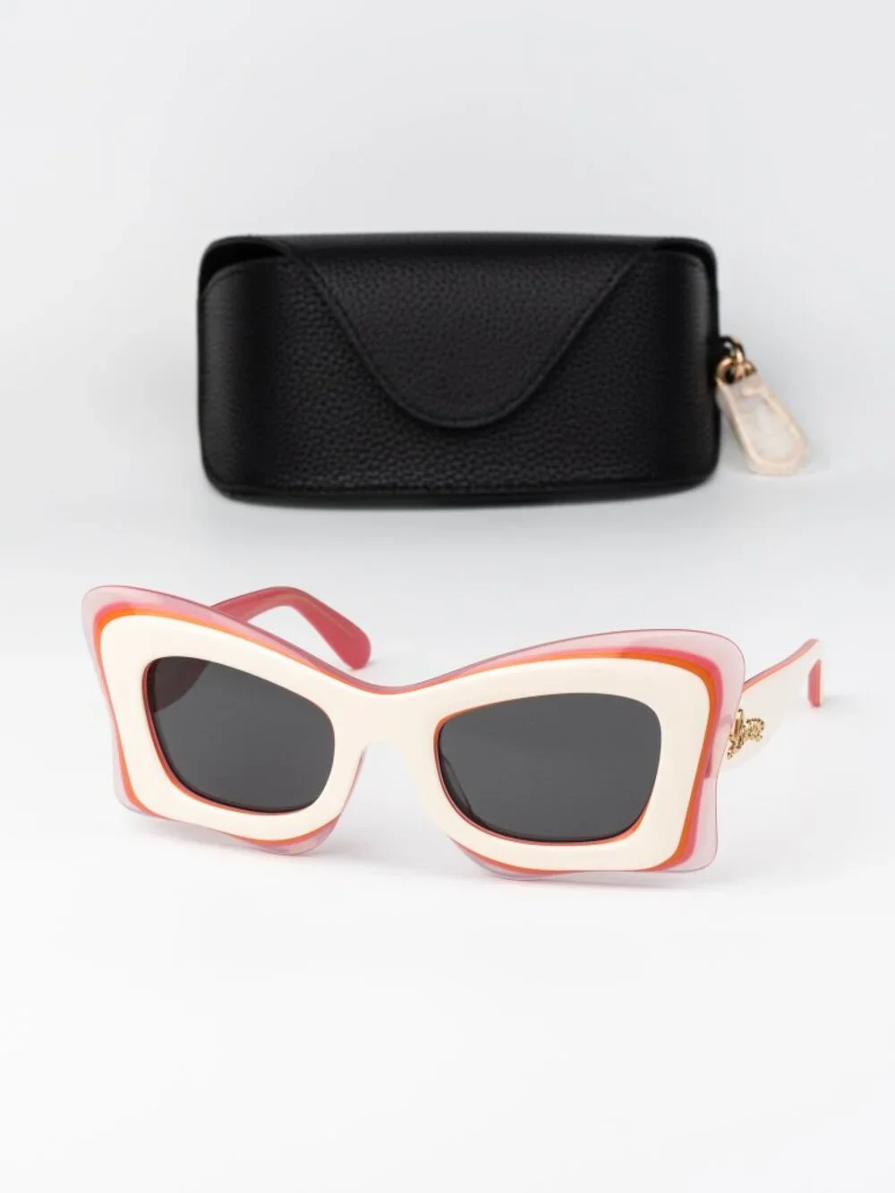 Loewe Women Sunglasses Ivory Pink Grey Cat Eye LW40140U 59A NEW AUTHENTIC